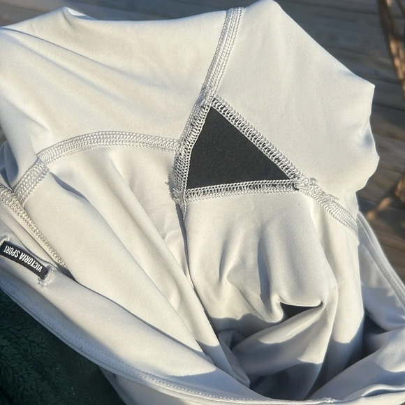 Victorias Secret Sport Tight Legging Medium Rise Mesh Size Medium - Picture 8 of 9